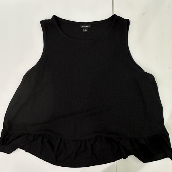 Torrid Black Texture Studio Knit High Neck Ruffle Crop Top Sz 1x - Picture 4 of 10